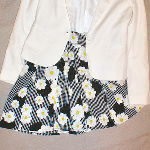Forever 21 Flower Skirt XS
